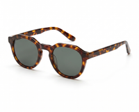 Leopard with Tinted Lenses angle